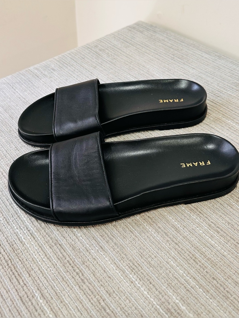 FRAME Le Osborne Black Leather Slide Sandals Mules Shoes Size EU 36 US 6 Spain